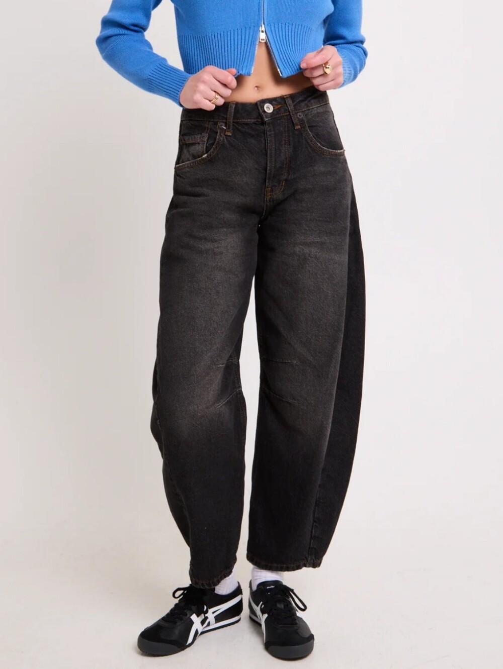 BDG Renae Barrel Urban Outfitters Women's High-Waist Black Denim Size 25